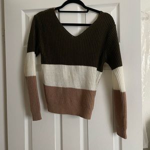 Backless sweater